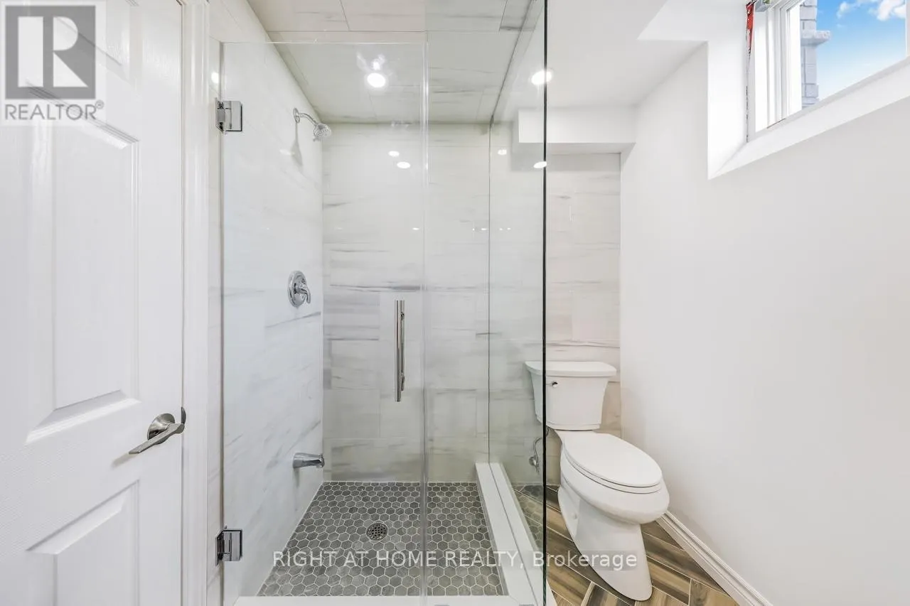108 KING WILLIAM CRESCENT