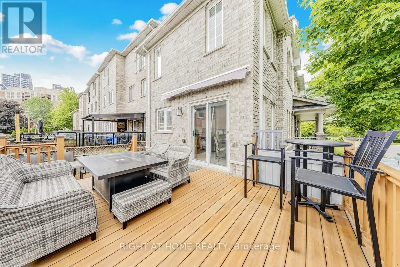 108 KING WILLIAM CRESCENT