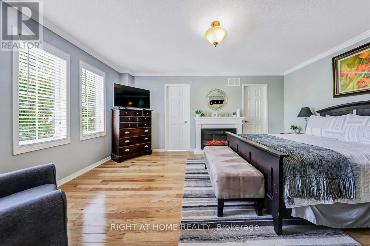 108 KING WILLIAM CRESCENT