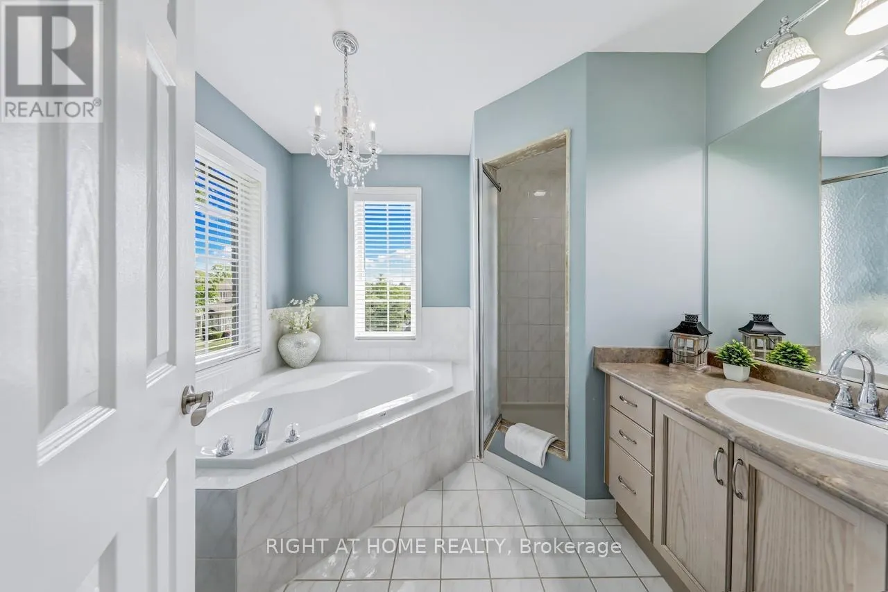 108 KING WILLIAM CRESCENT