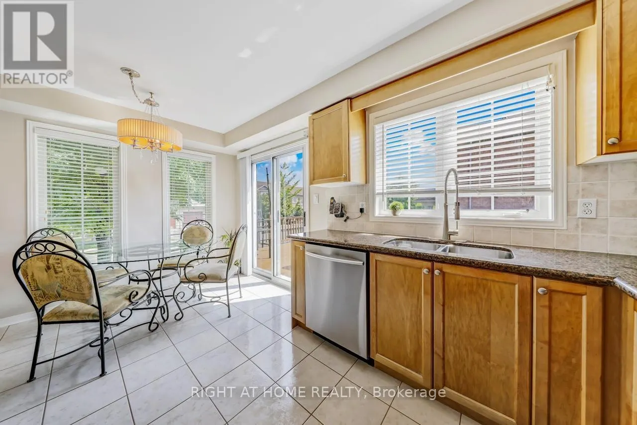 108 KING WILLIAM CRESCENT