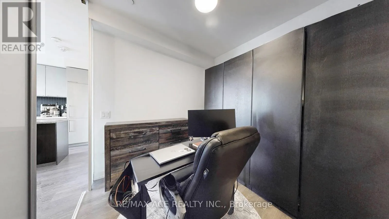 509 - 1 GRANDVIEW AVENUE