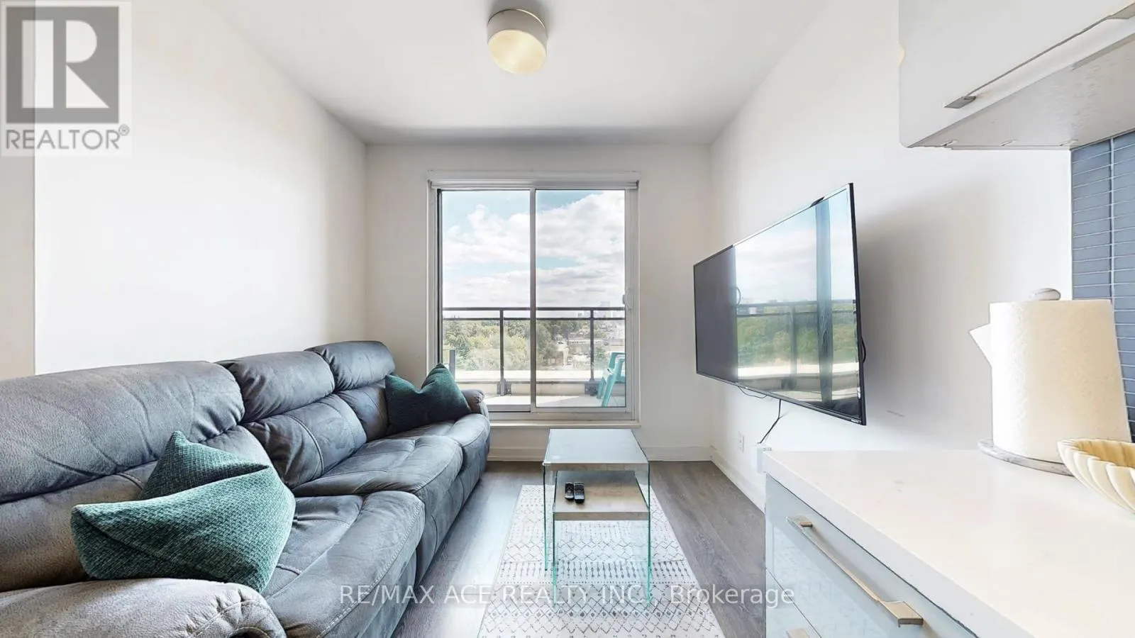 509 - 1 GRANDVIEW AVENUE