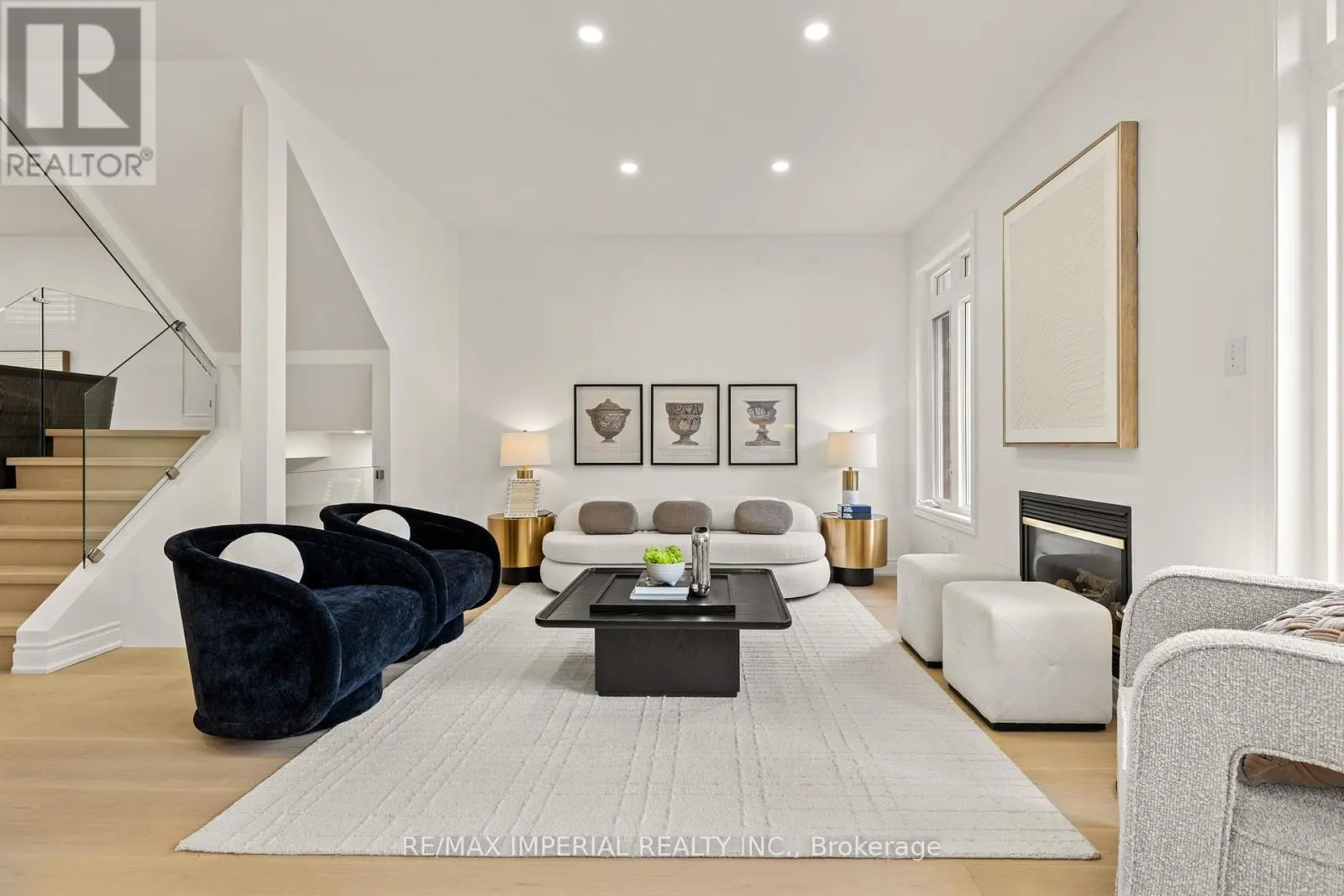 59 AMPARO DRIVE