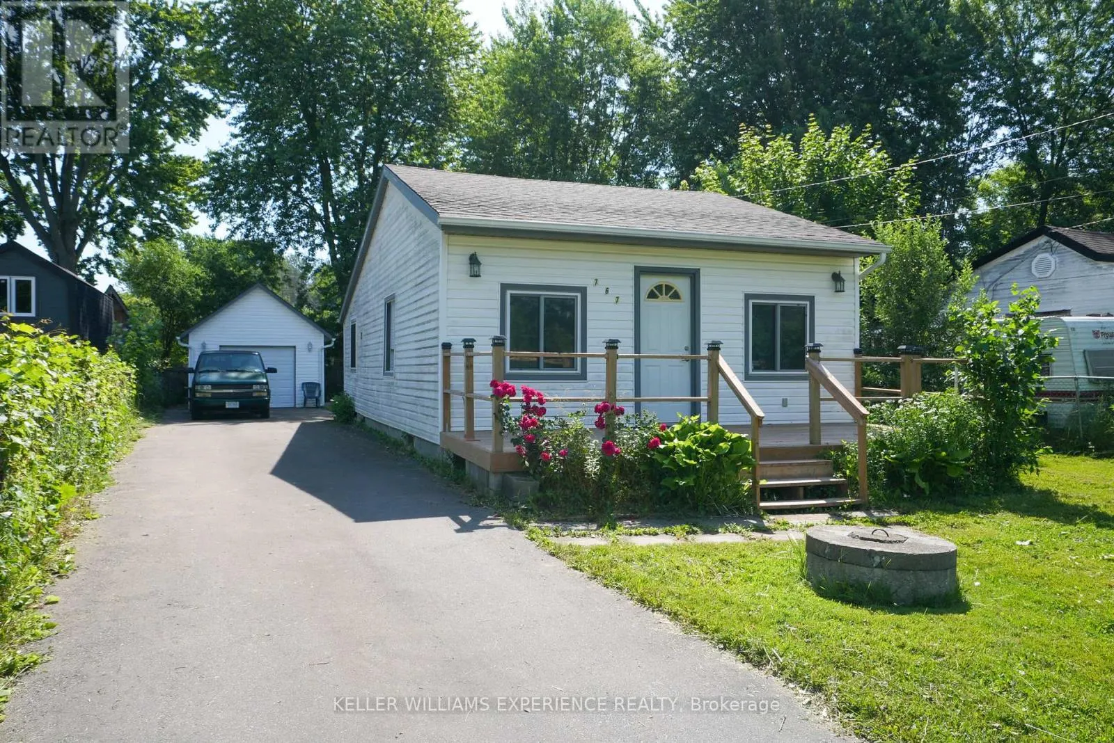 767 SEDORE AVENUE