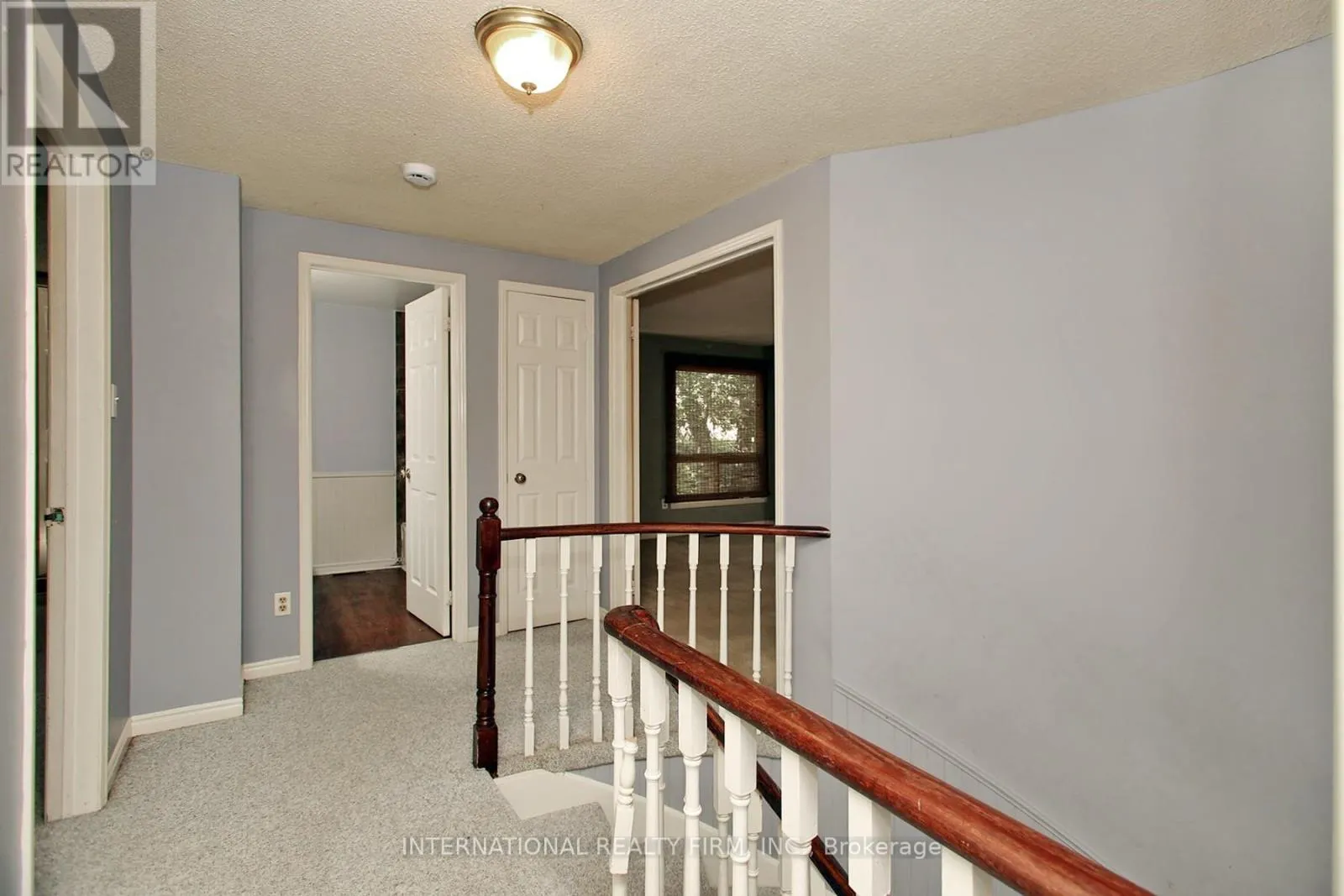 22 LARKIN AVENUE