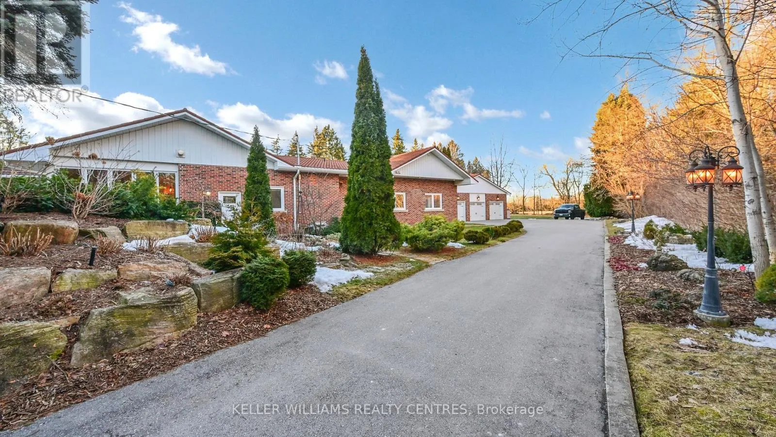 5024 LLOYDTOWN-AURORA ROAD