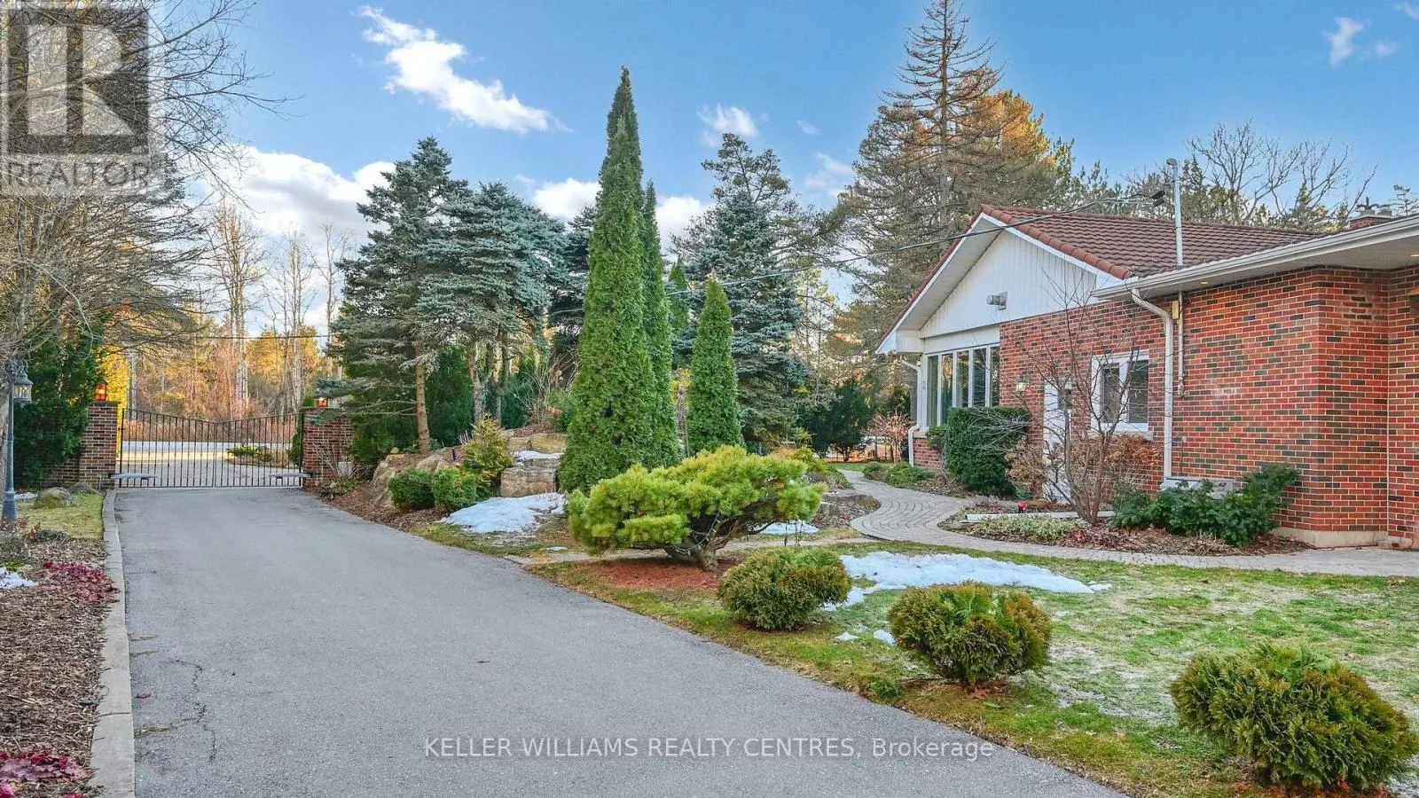 5024 LLOYDTOWN-AURORA ROAD