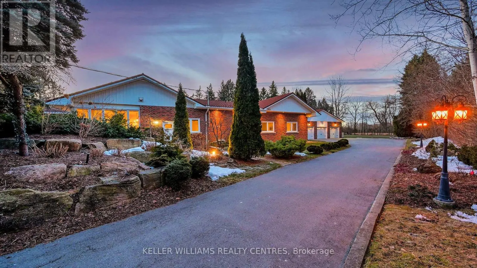5024 LLOYDTOWN-AURORA ROAD