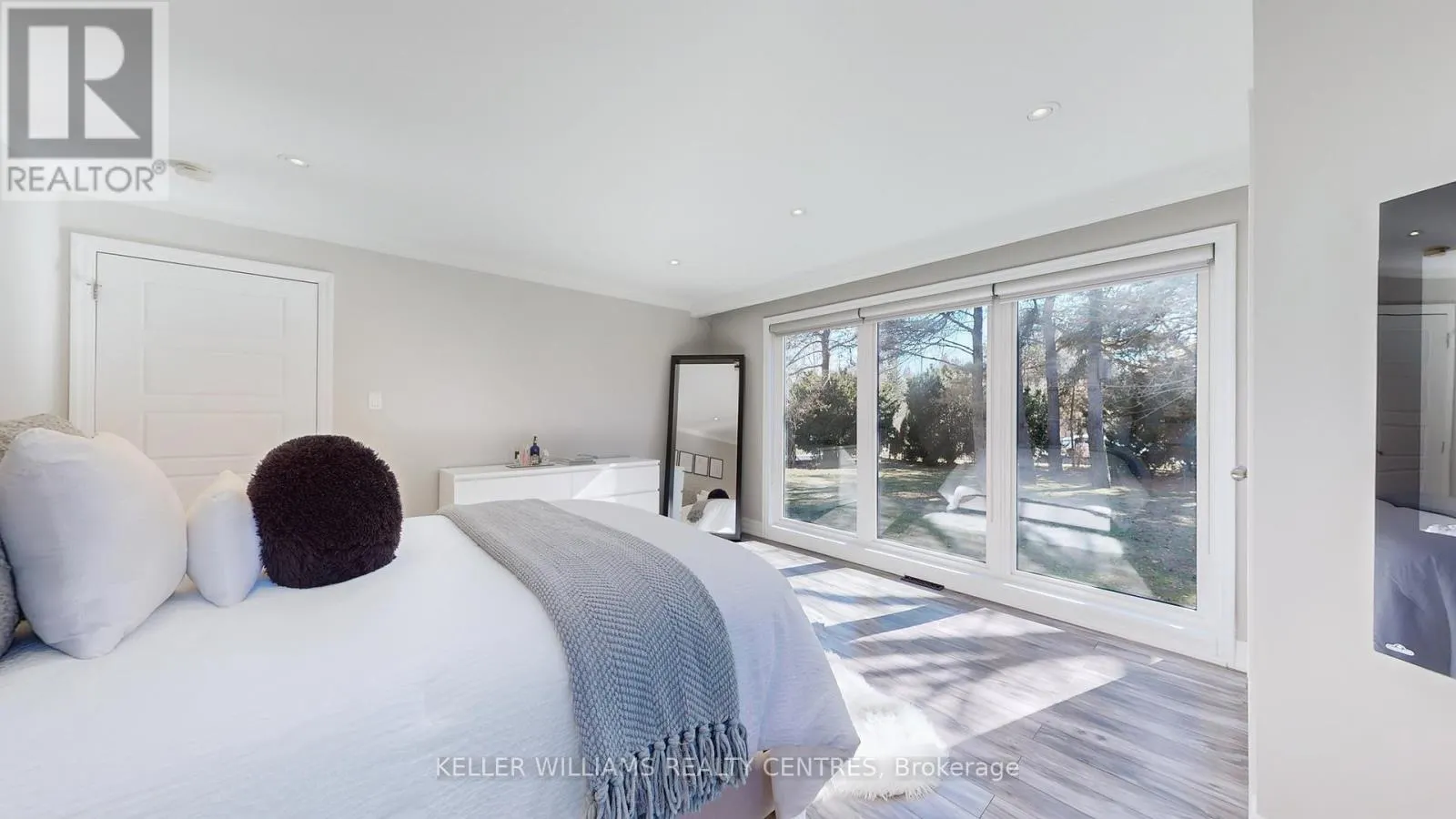 5024 LLOYDTOWN-AURORA ROAD