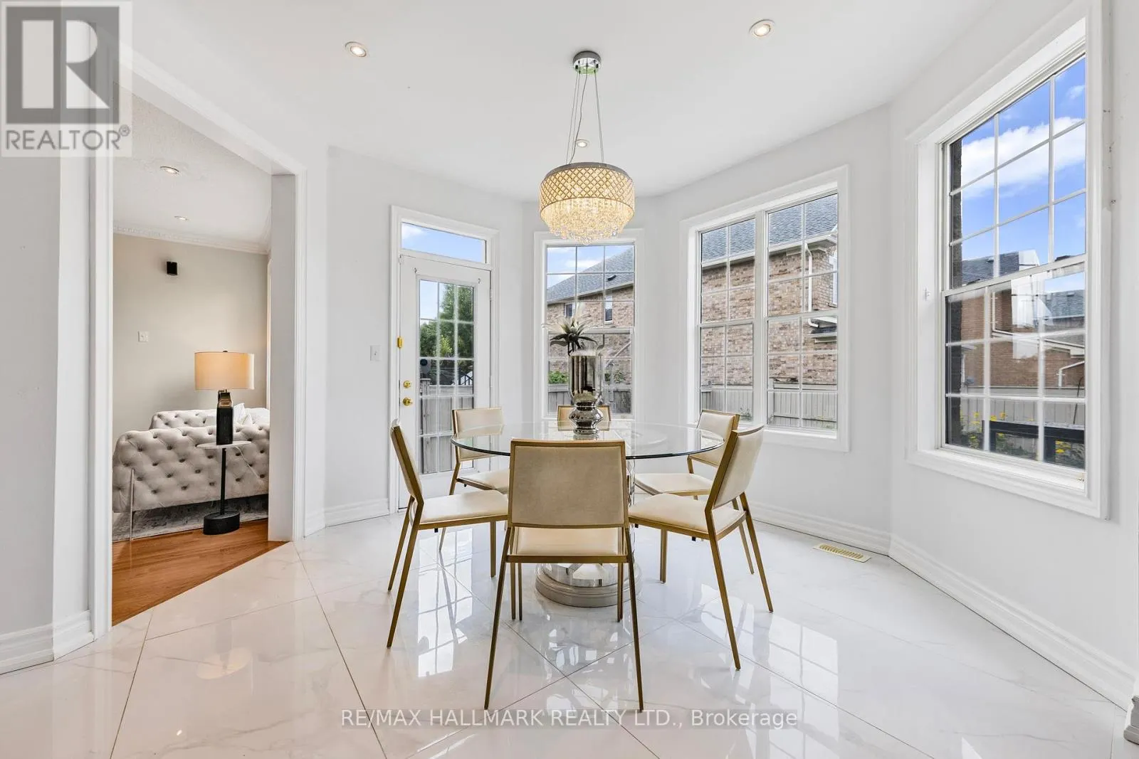 7 DELPHINIUM AVENUE