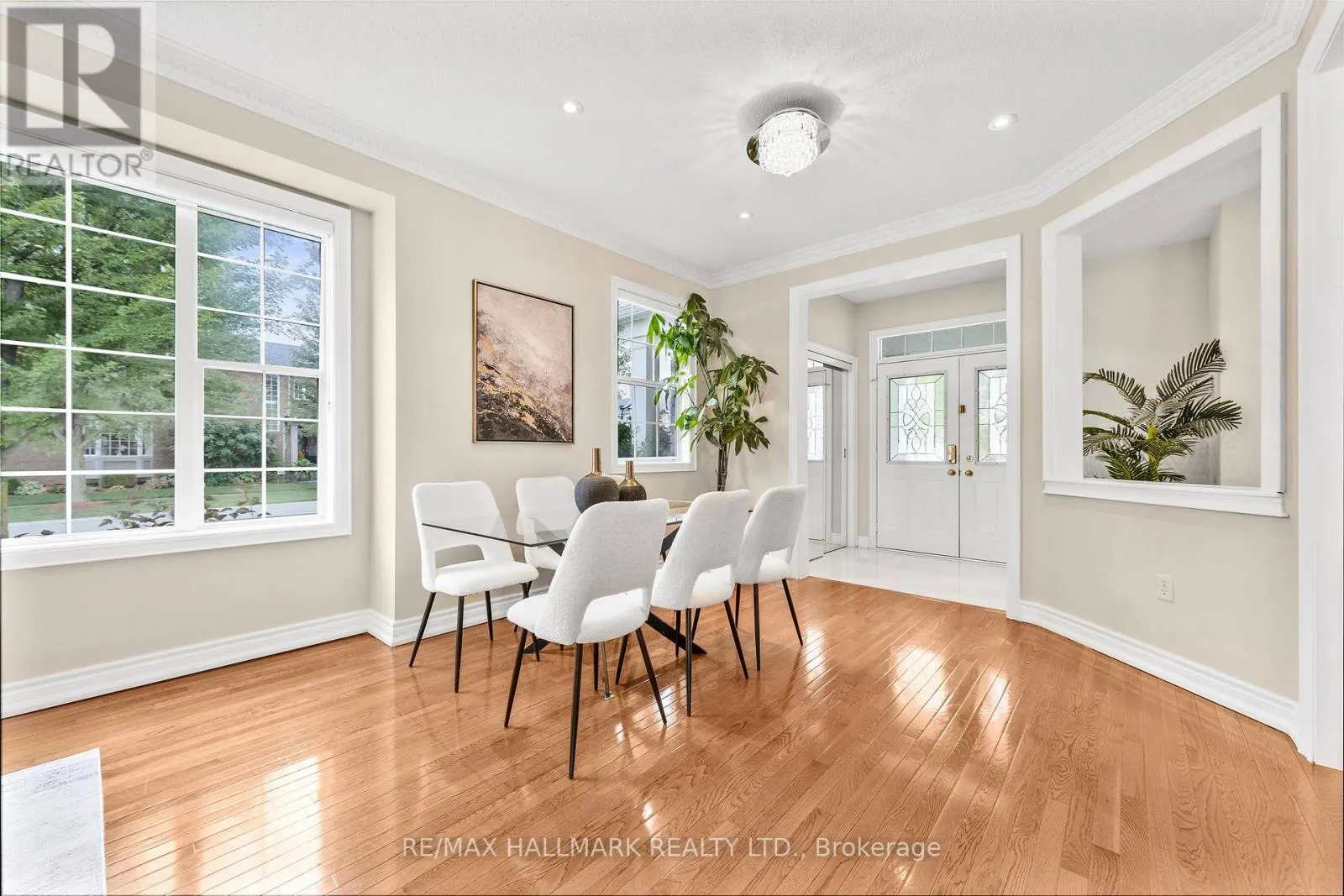 7 DELPHINIUM AVENUE