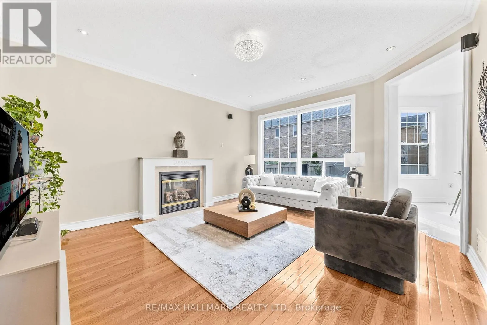 7 DELPHINIUM AVENUE