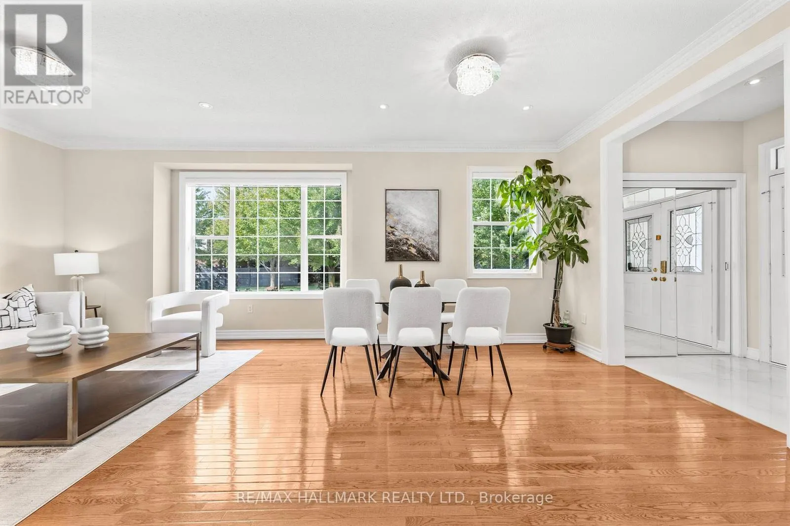 7 DELPHINIUM AVENUE