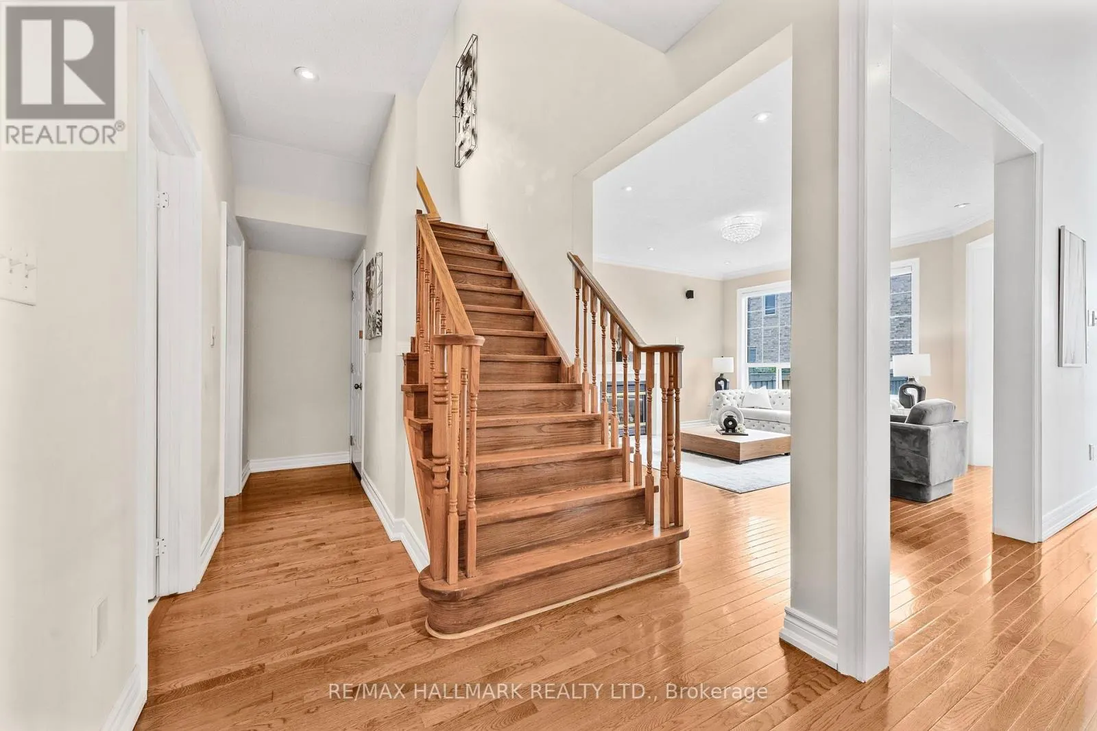 7 DELPHINIUM AVENUE