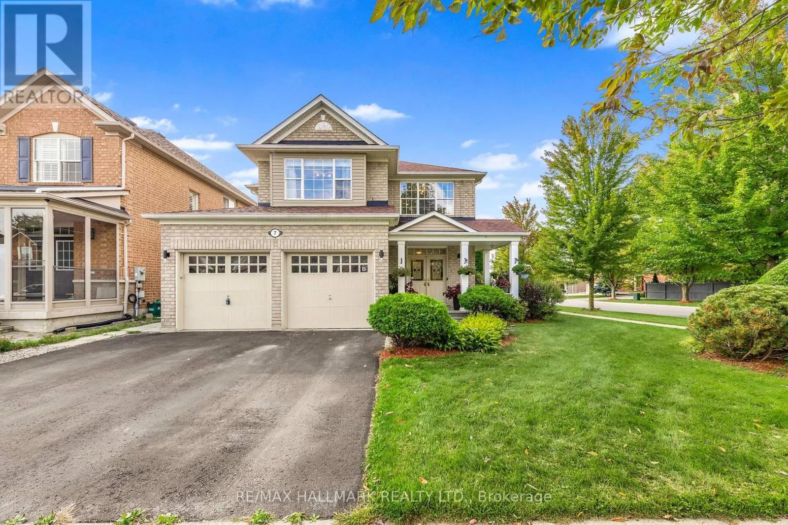 7 DELPHINIUM AVENUE