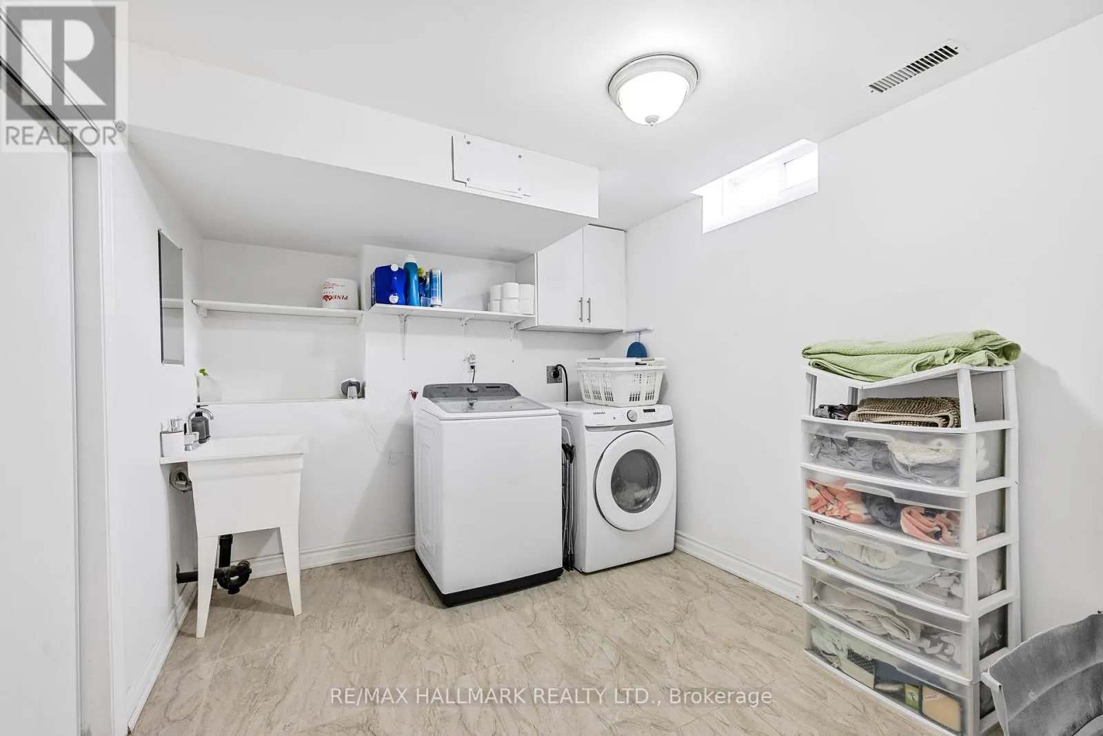 7 DELPHINIUM AVENUE