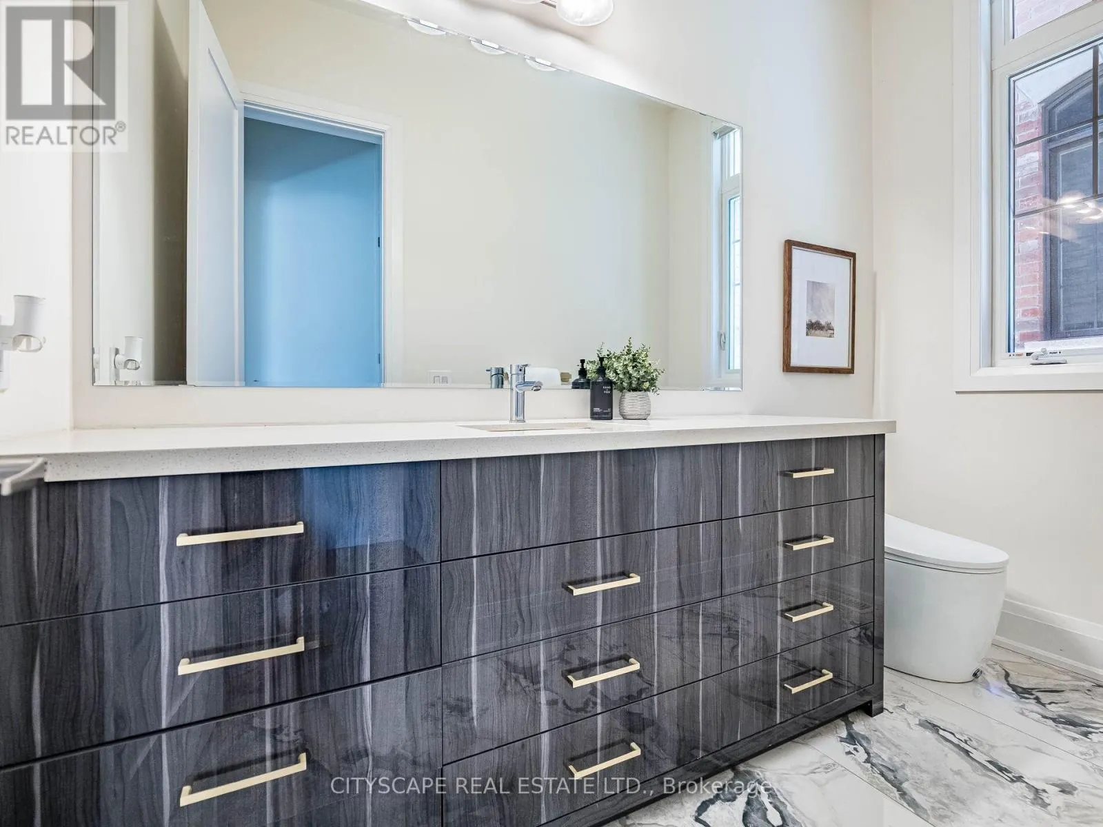 51 ENCLAVE COURT