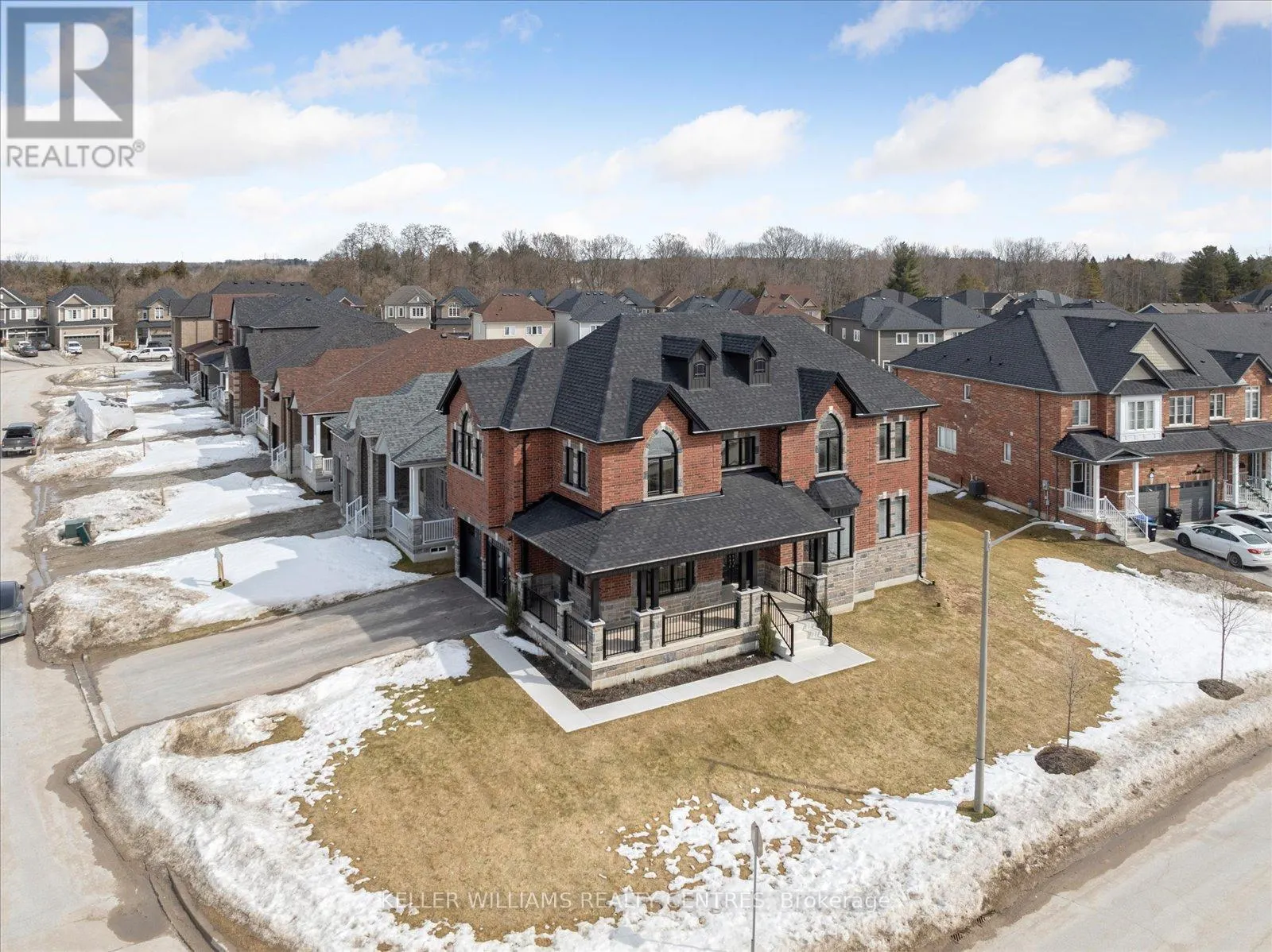 51 WOOD CRESCENT