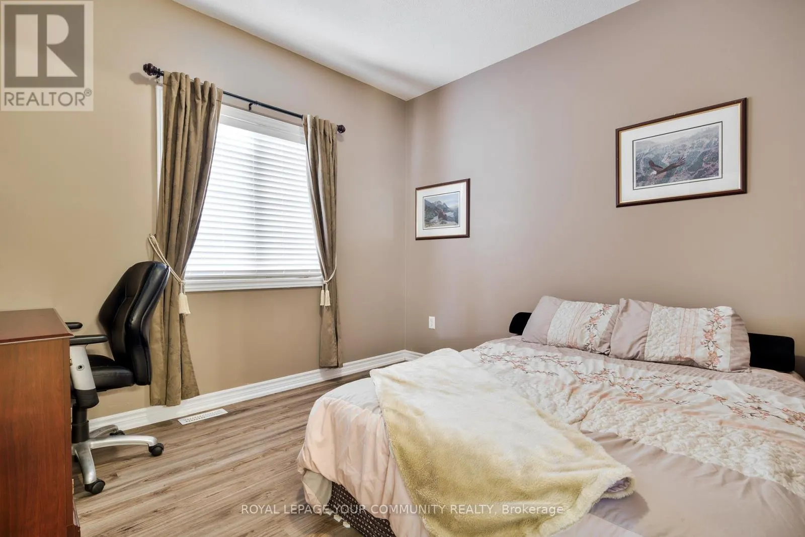18 GLENDOWER CRESCENT