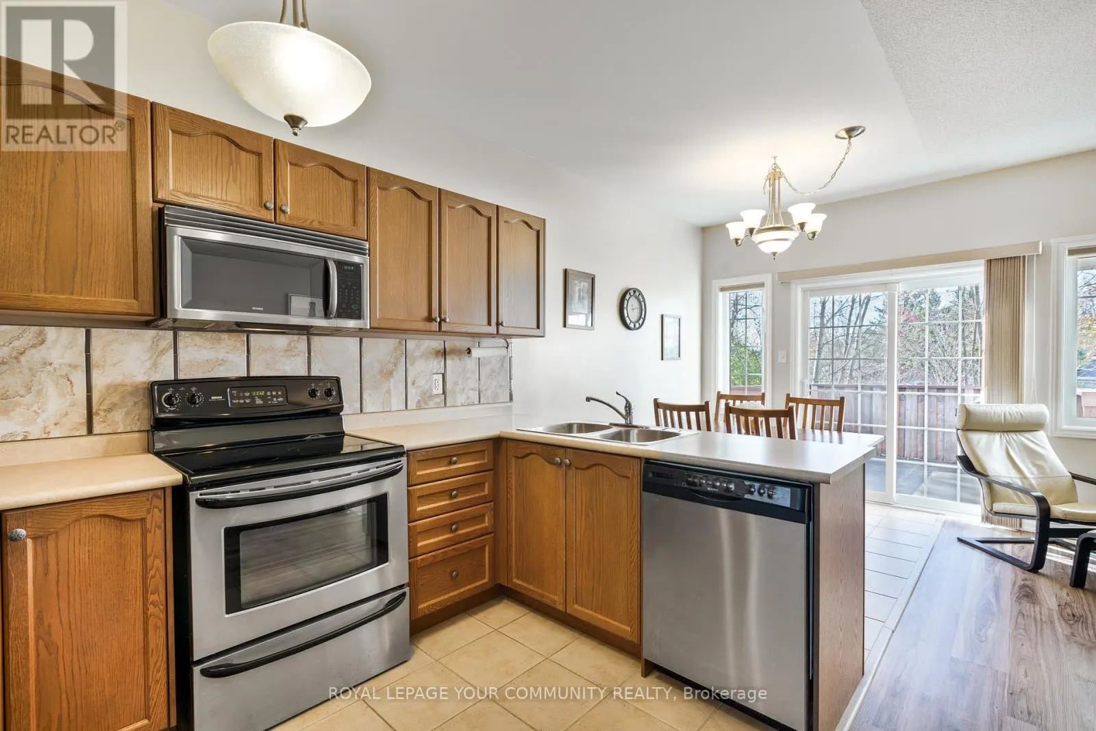 18 GLENDOWER CRESCENT