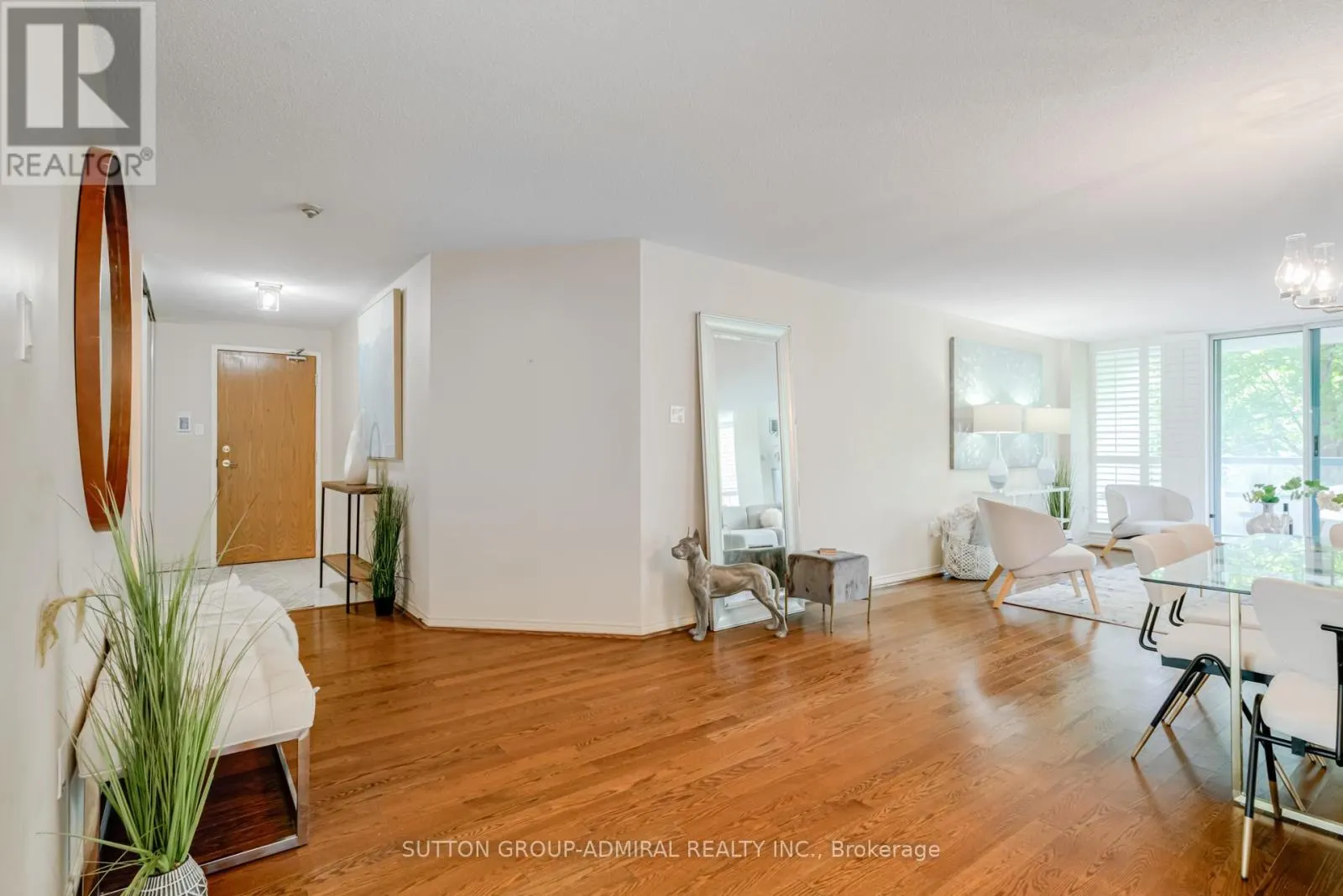 311 - 7250 YONGE STREET