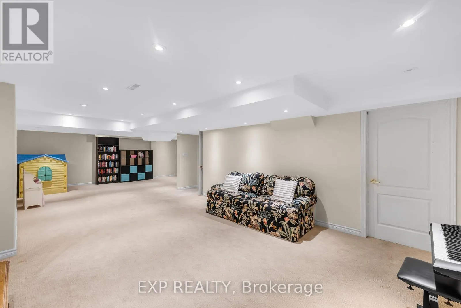 444 HIGHCLIFFE DRIVE