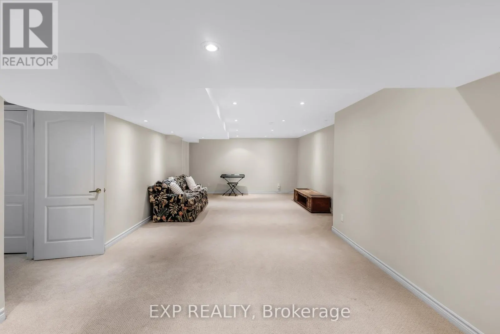 444 HIGHCLIFFE DRIVE