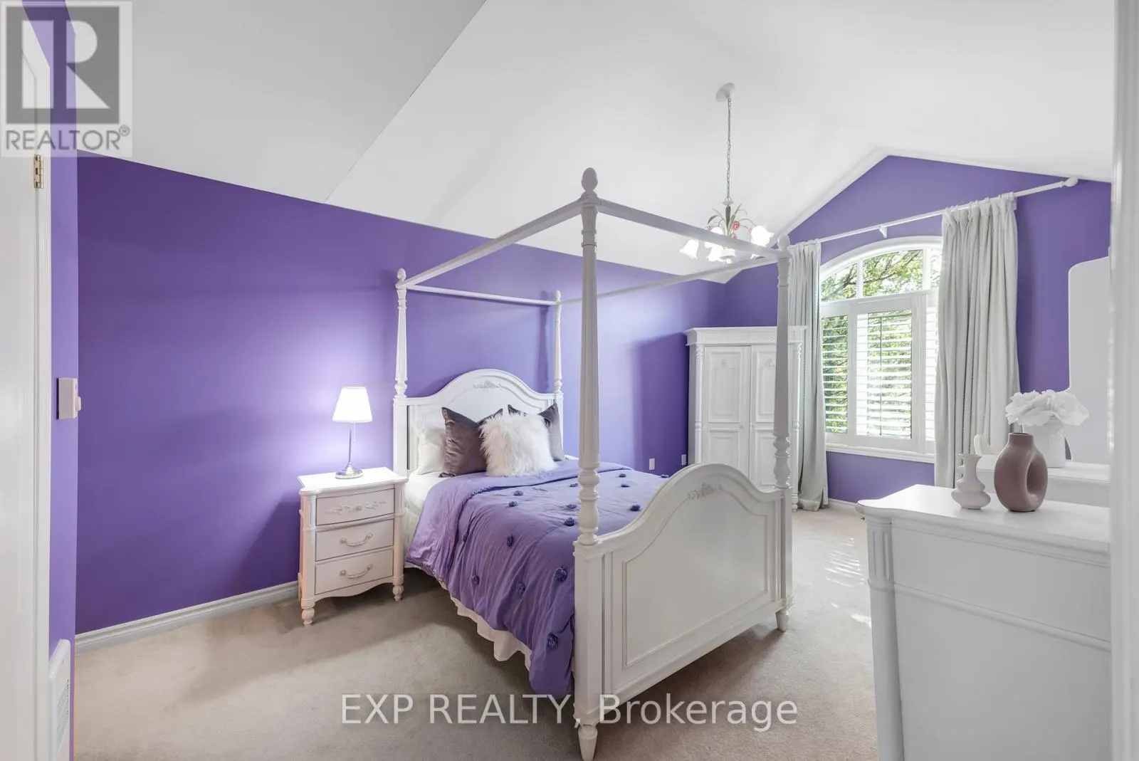444 HIGHCLIFFE DRIVE