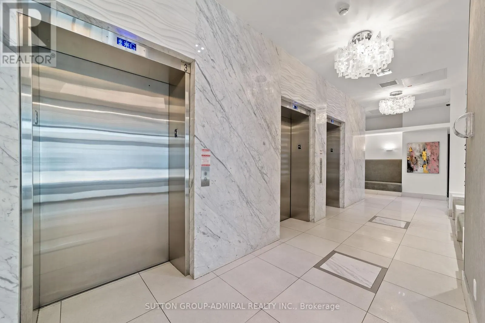 916 - 9618 YONGE STREET