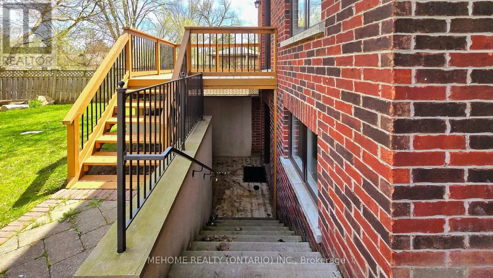 19 PARKER AVENUE
