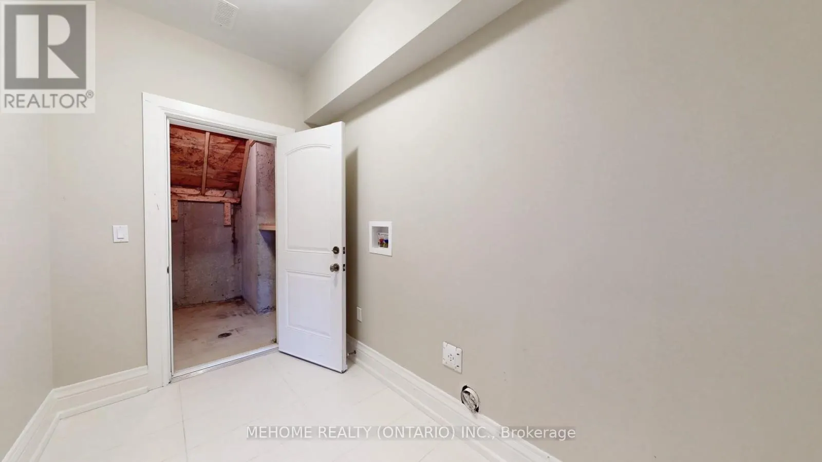 19 PARKER AVENUE