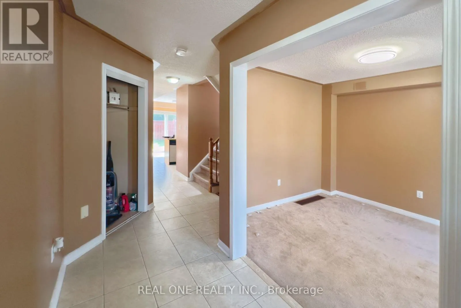 191 FLAGSTONE WAY