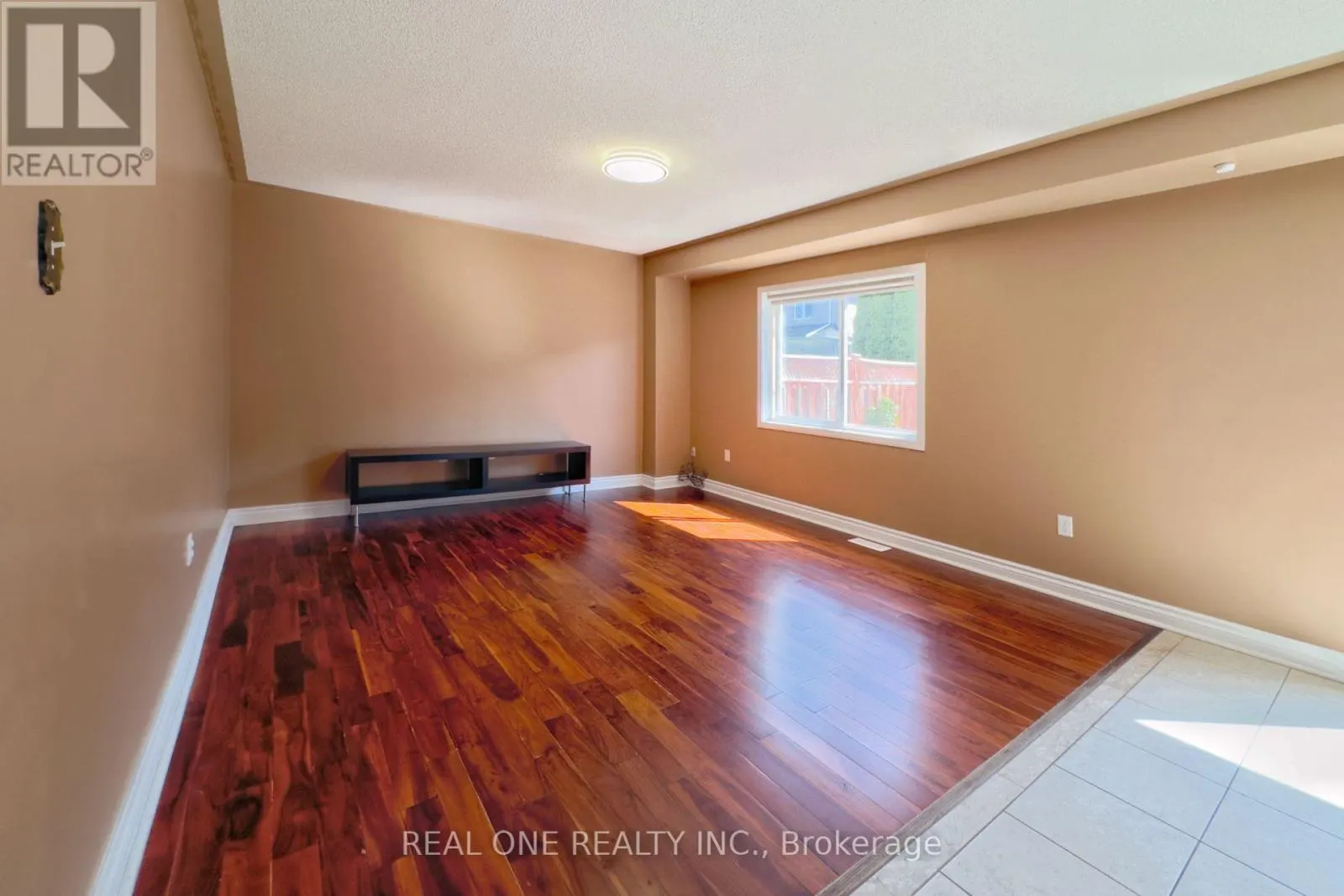 191 FLAGSTONE WAY
