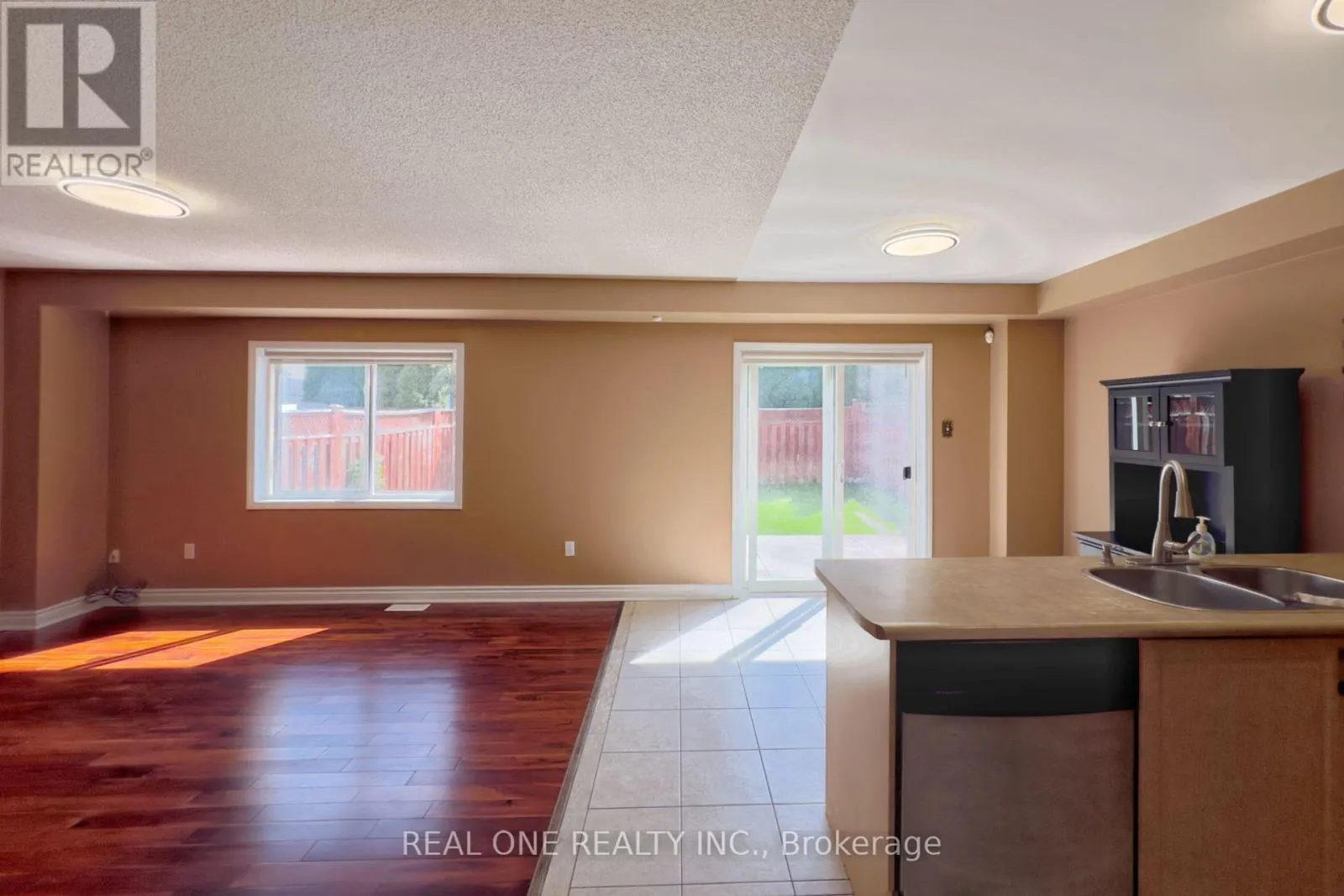 191 FLAGSTONE WAY