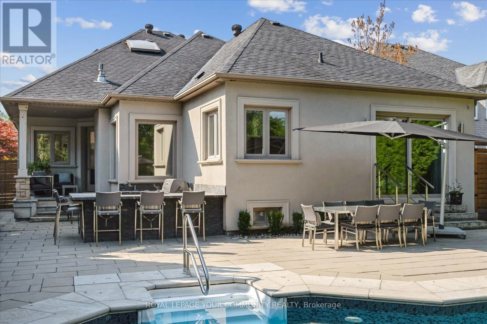 8 WINTERPORT COURT