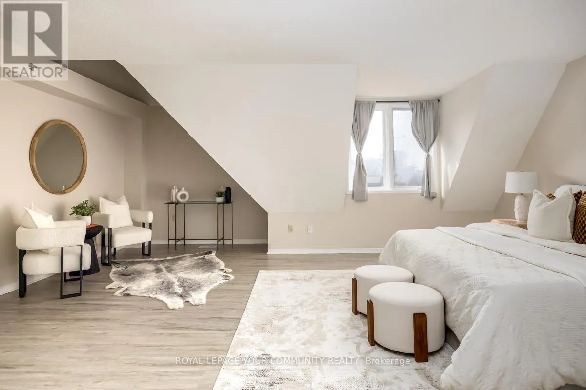 807 - 75 WELDRICK ROAD E