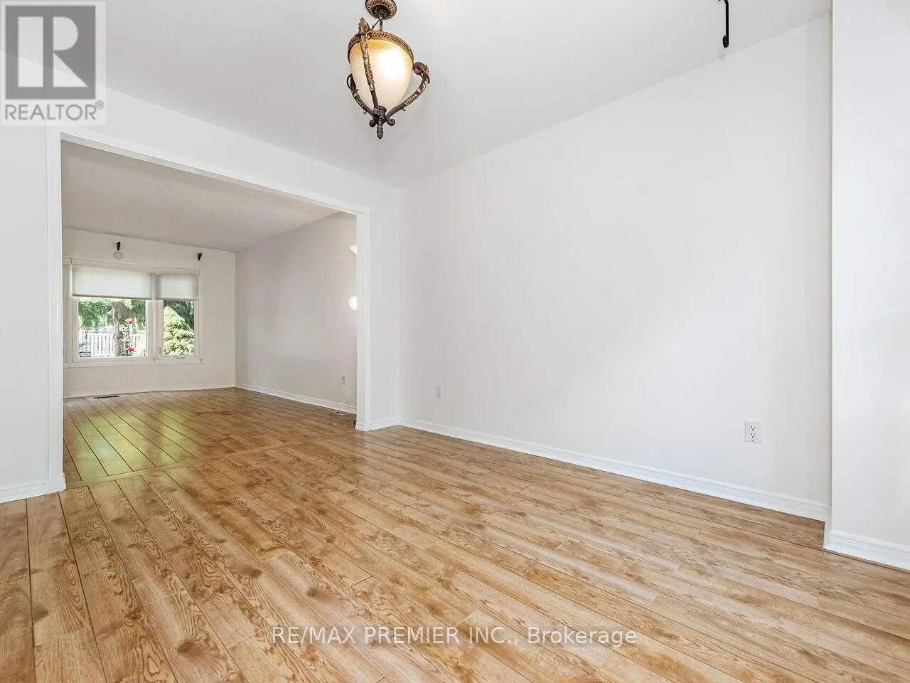 37 BELMONT CRESCENT