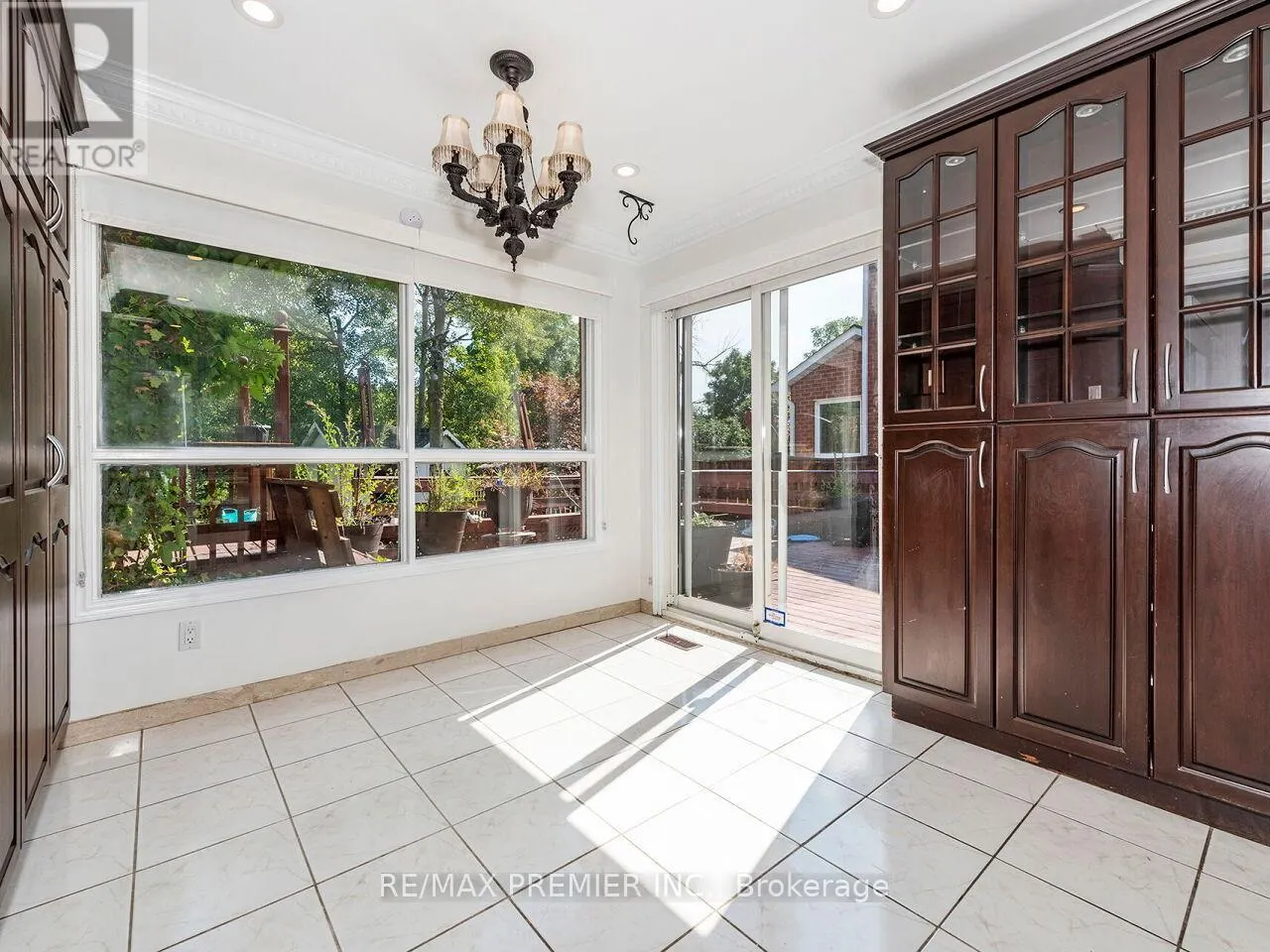 37 BELMONT CRESCENT