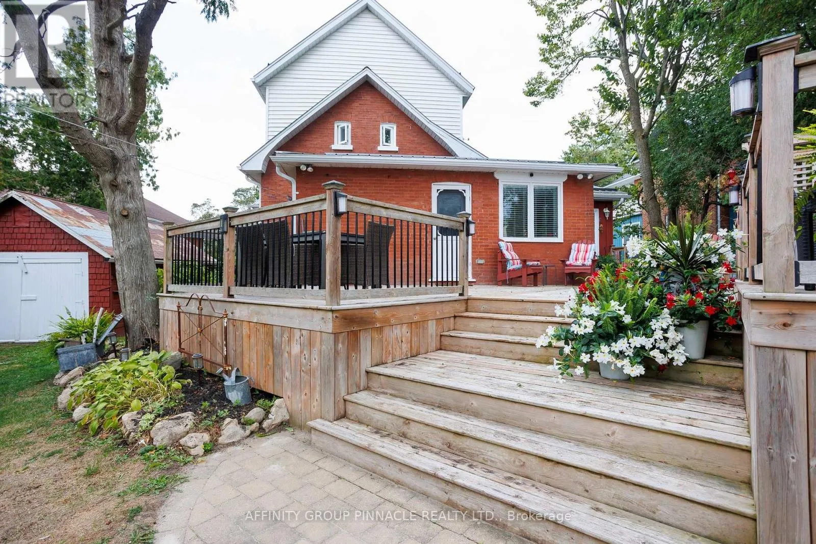 414 OSBORNE STREET