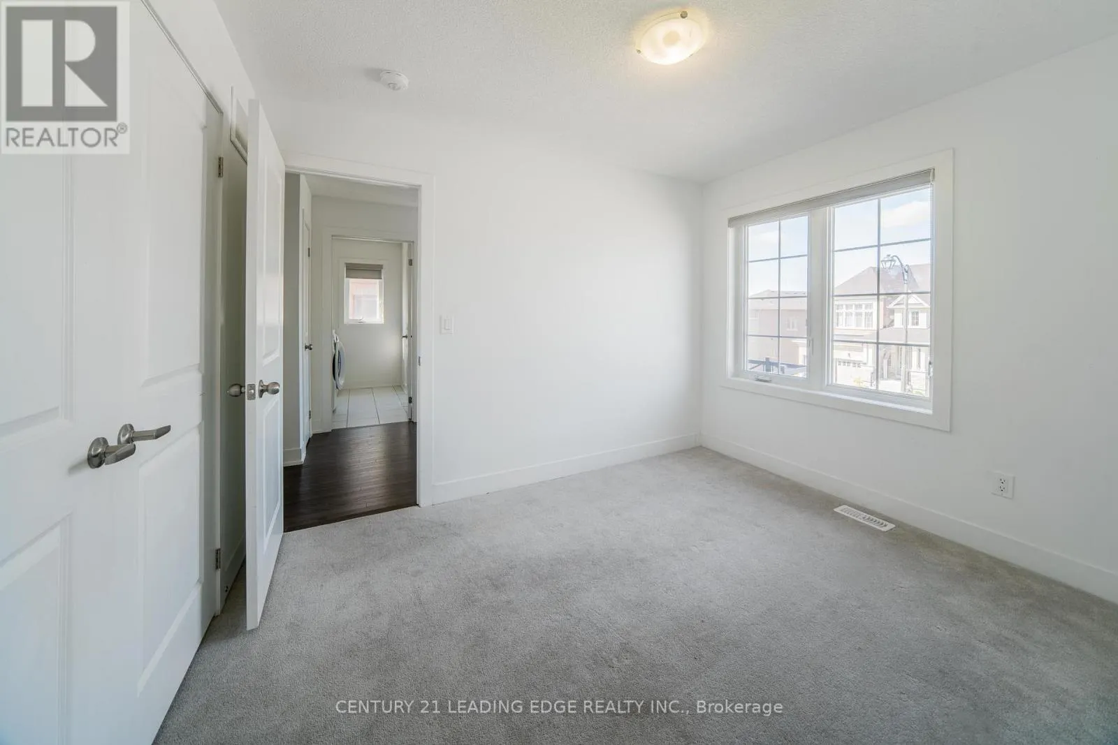 77 KENTLEDGE AVENUE