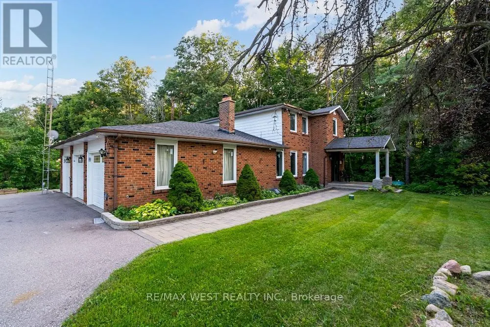 21 - 661 REGIONAL ROAD