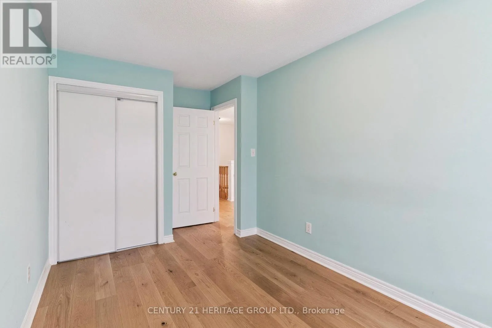 187 TOM TAYLOR CRESCENT