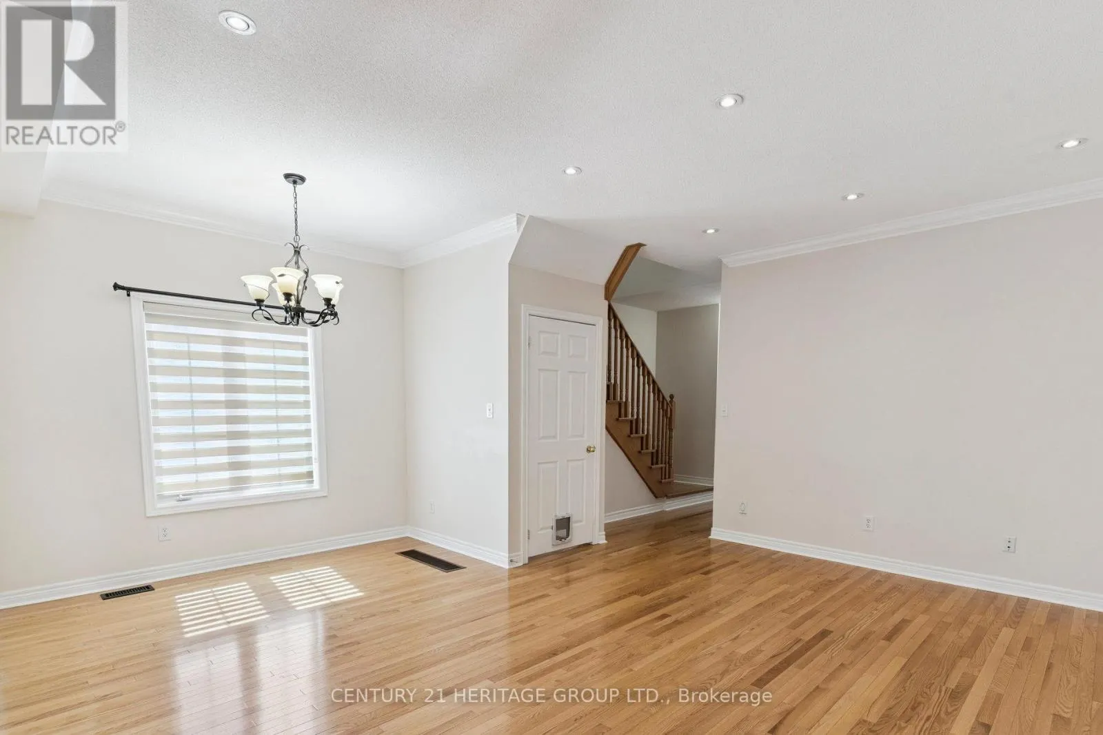 187 TOM TAYLOR CRESCENT