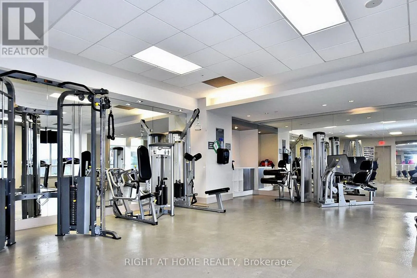 1127 - 7161 YONGE STREET