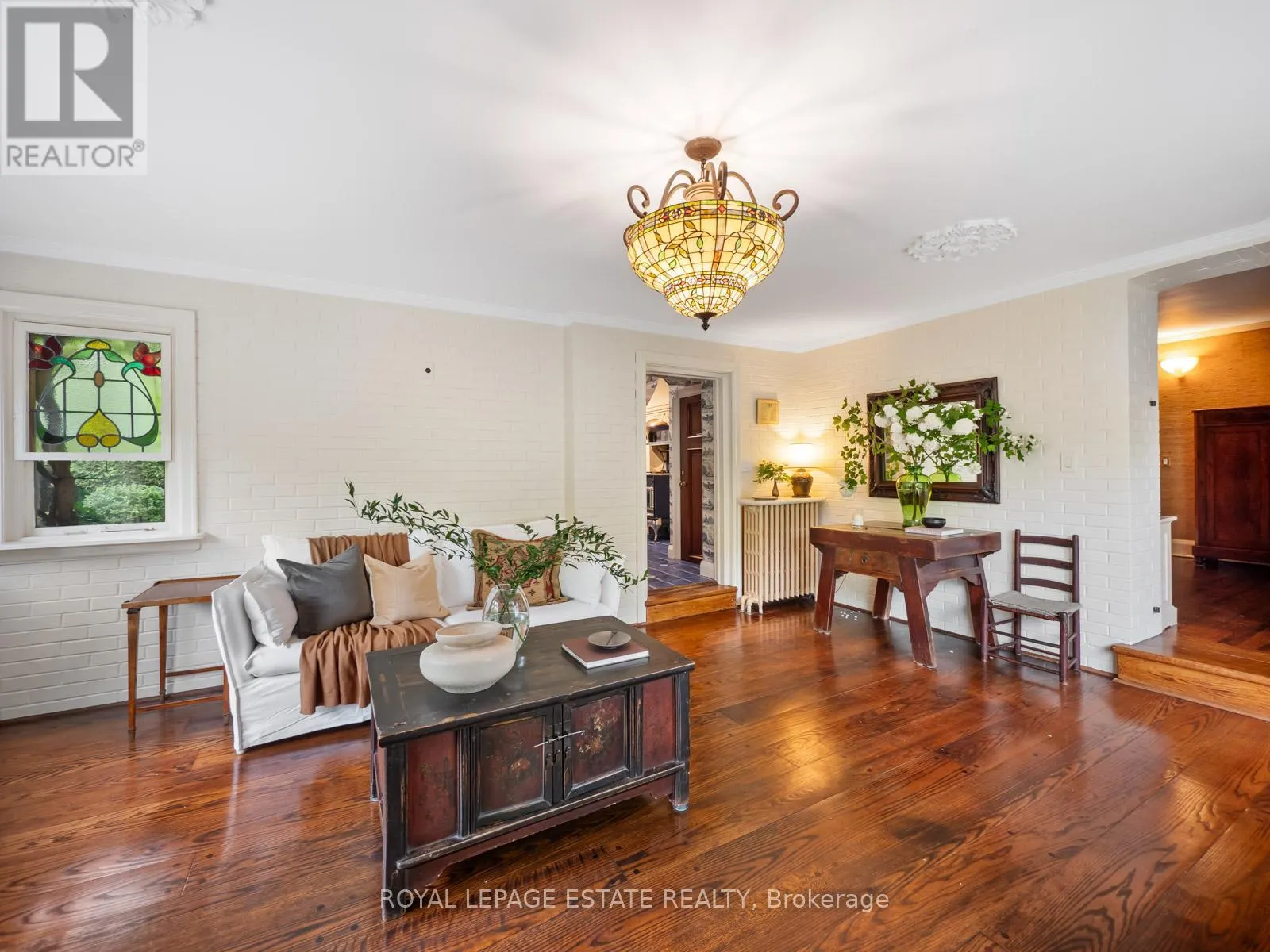89 MAIN STREET S