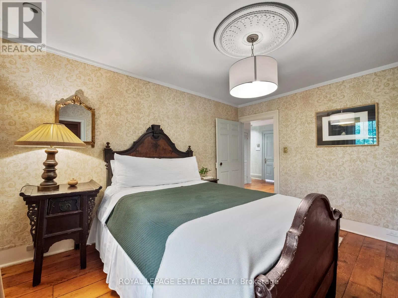 89 MAIN STREET S