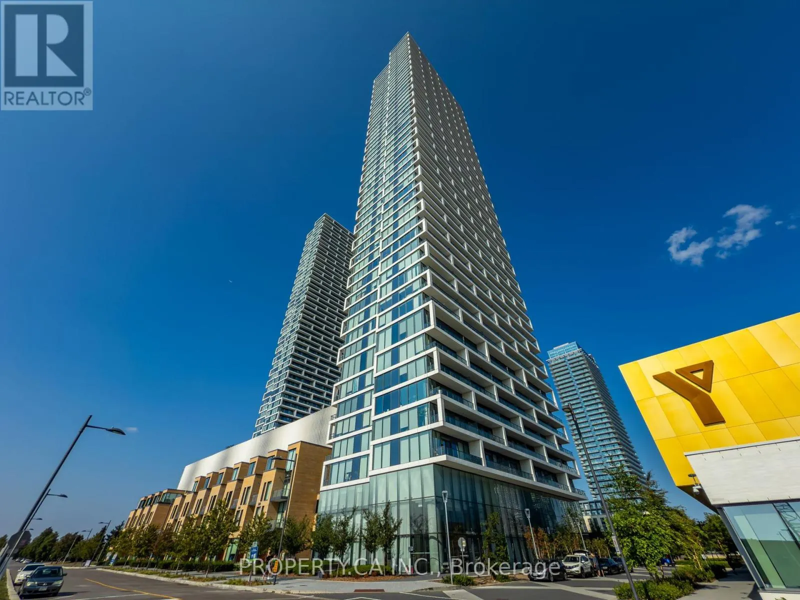 1711 - 5 BUTTERMILL AVENUE