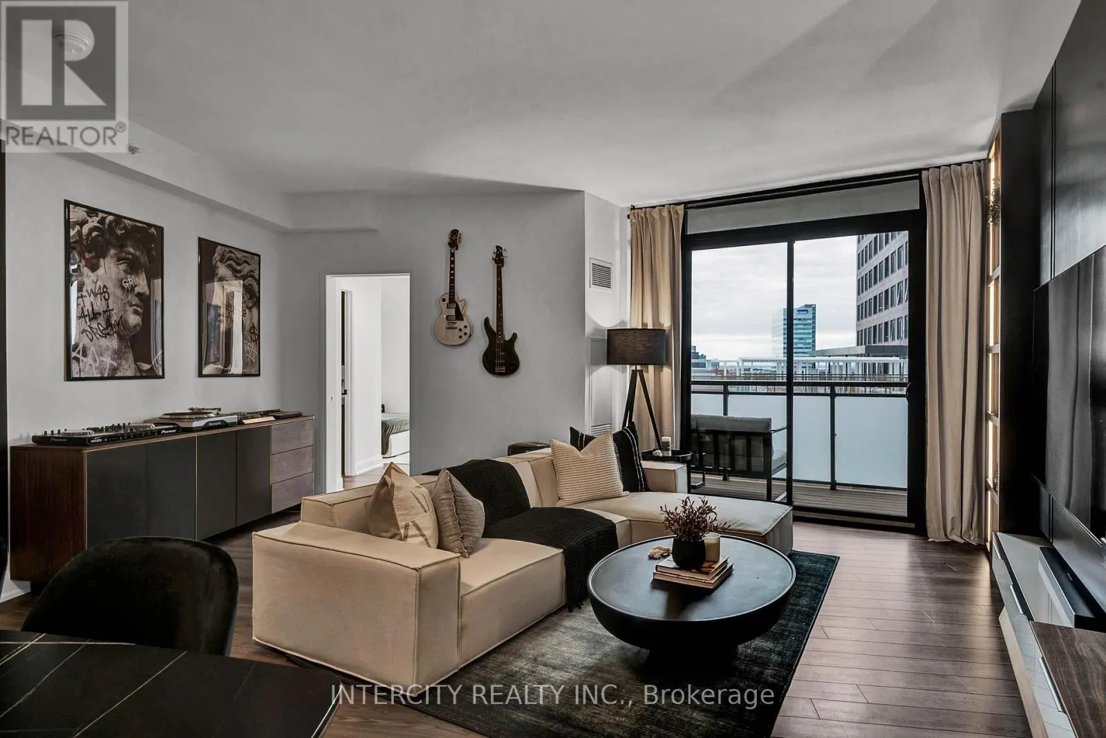 412 - 2910 HIGHWAY 7 W