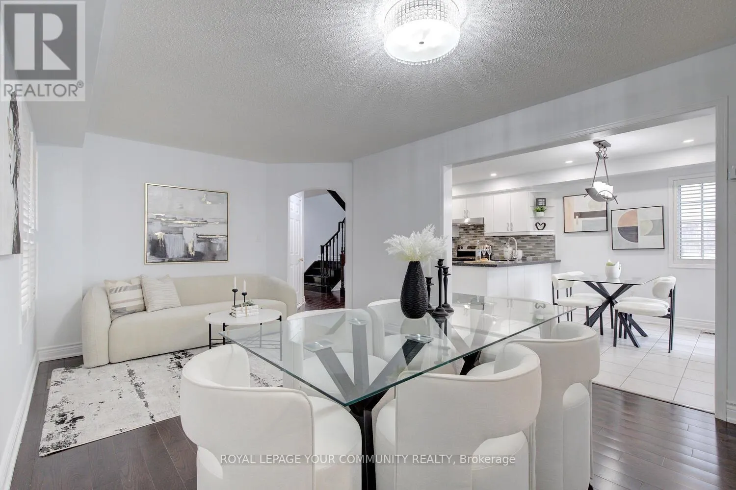2 BESTVIEW CRESCENT